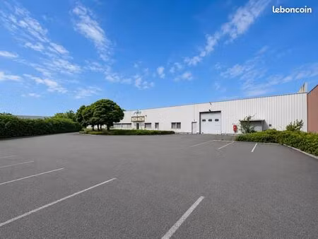 local industriel 2 000 m²