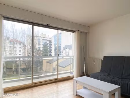 appartement avec balcon et parking