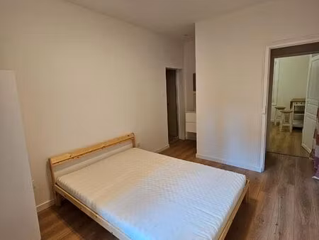 locationt1 bis