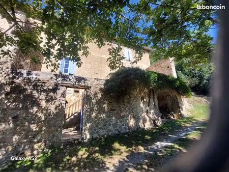 maison en pierre