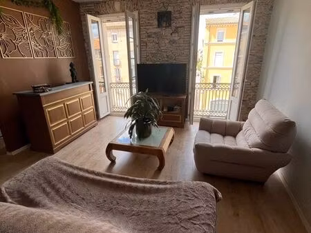 appartement f3 de 80m2