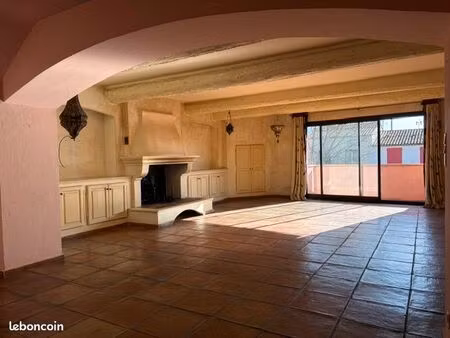 maison de maitres au coeur du village
