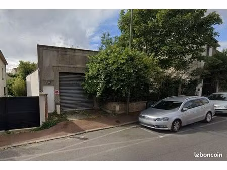 terrain 230 m² suresnes