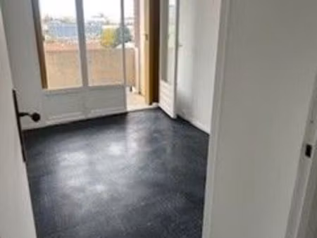 t2 de 46.43 m² à bagneux - rue froide