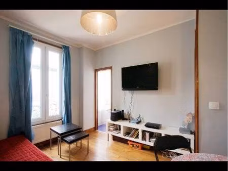 deux pièces avec jardin extérieur