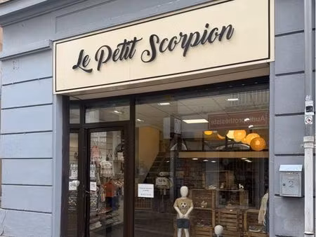 à vendre – fonds de commerce chaussures enfants & vêtements – foix