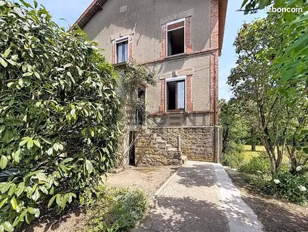 maison 6 pièces 133 m²