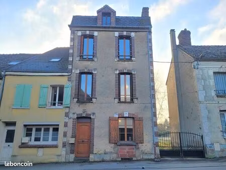 immeuble 5 pièces 92 m²