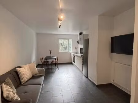 chambre 1 pièce 9 m²