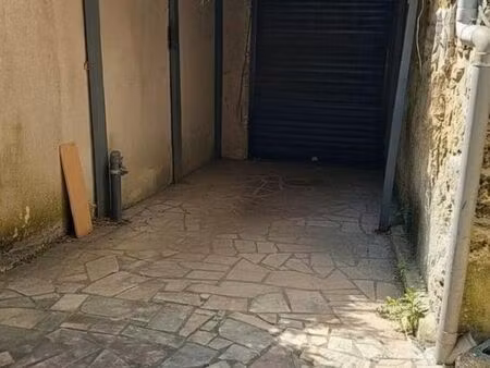 locale a louer pour stockage