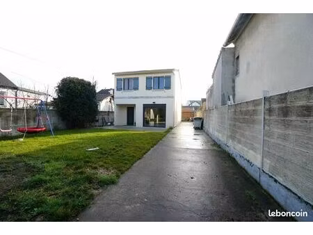 maison 4 pièces 108 m²
