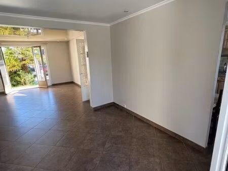 loue maison 4 chambres