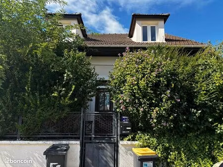 pavillon 6 pièces 119 m²