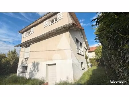 maison 7 pièces 140 m²