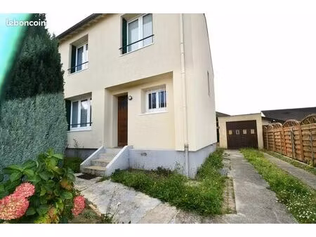 pavillon 5 pièces 82 m²