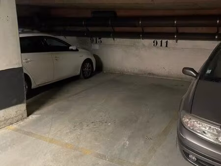 parking ss terrain bobigny