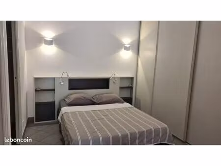 grand studio meublé  40 m2  à l'année scolaire  balestrino  proche cours grandval
