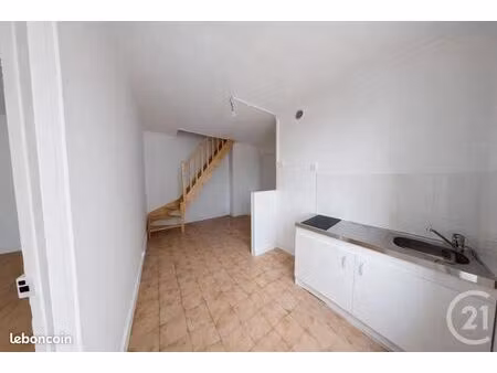 appartement 2 pièces 62 m²