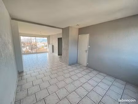 appartement 4 pièces 75 m²