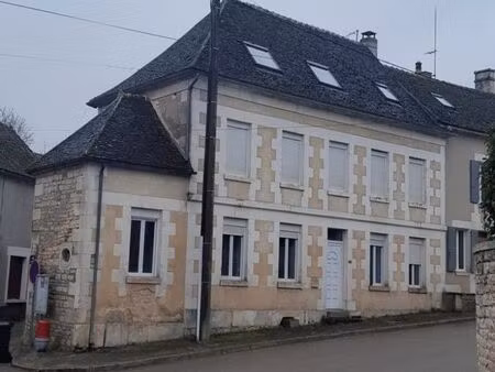 immeuble 188 m² courson-les-carrières