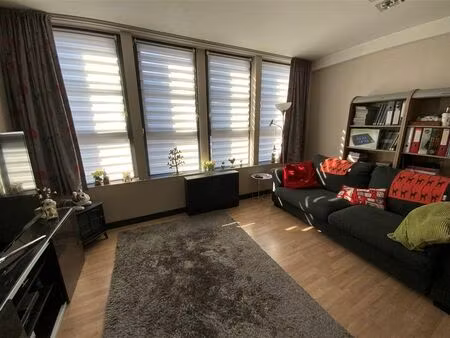 appartement à louer à rue moncrabeau 5 namur (vbe30226)