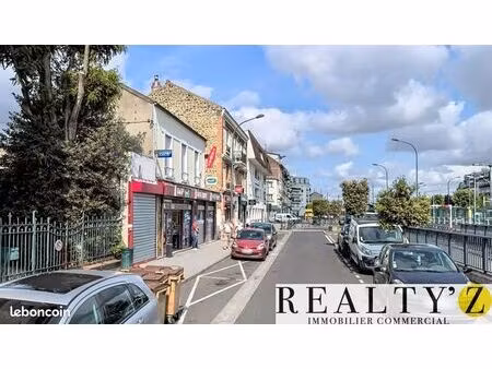 local commercial 83 m²