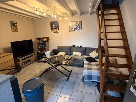 drancy – maisonnette indépendante avec cour privative  cave et espace sous combles
