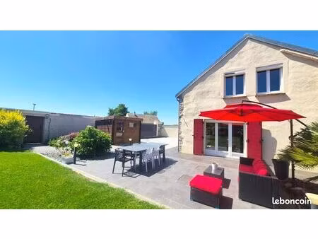 maison 5 pièces 99 m²