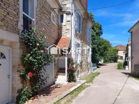 maison 8 pièces 220 m²
