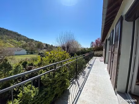 pavillon 7 pièces 133 m²