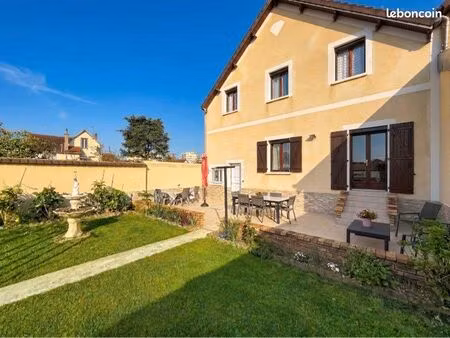 maison 120m2 + dépendance