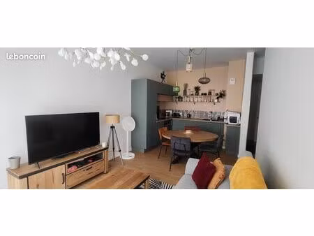 à vendre directement par propriétaire – t3 lumineux avec jardin  terrasse  cave et station