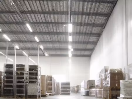 local industriel 100 m²