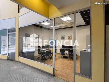 local commercial 120 m²