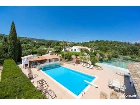 propriété 16 pièces 700 m²