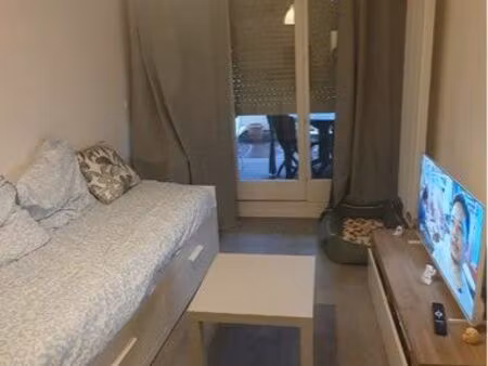 beau studio avec terrasse sur créteil