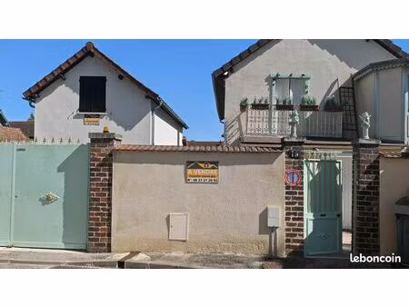 maisons située à nogent sur seine