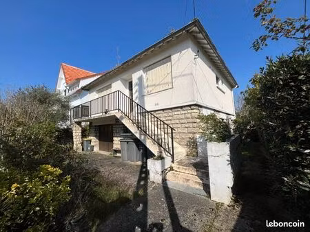 maison verrières le buisson