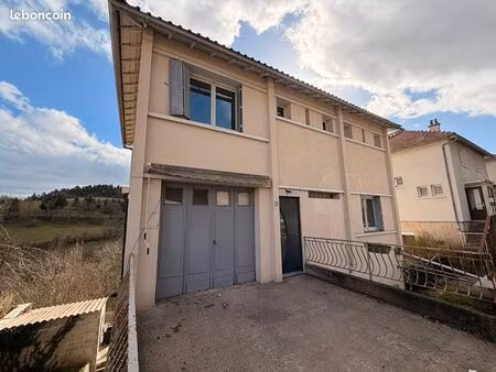 immeuble 11 pièces 192 m²