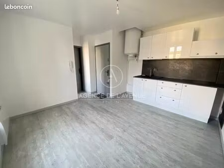 studio 1 pièce 19 m²