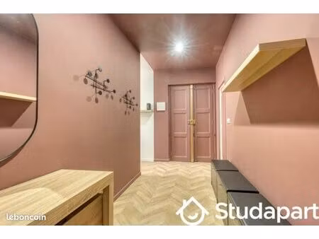 chambre 1 pièce 9 m²