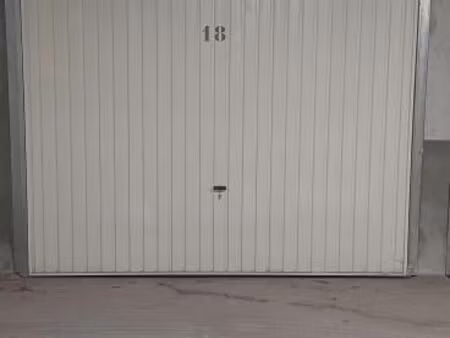 garage/box 16 m² le beausset