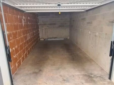 garage à louer