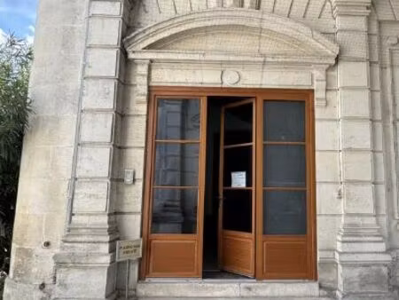 local professionnel / bureaux