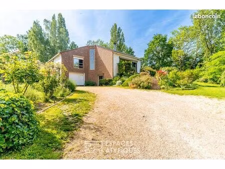 propriété 7 pièces 260 m²