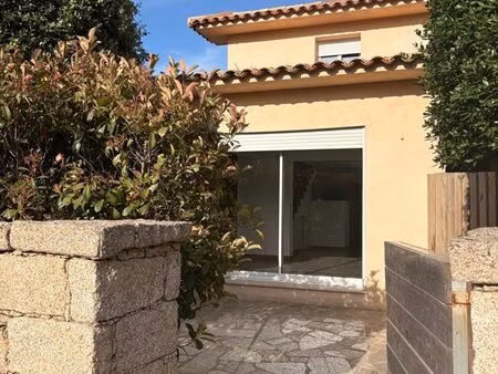 location à l’année t4 - trinité de porto-vecchio