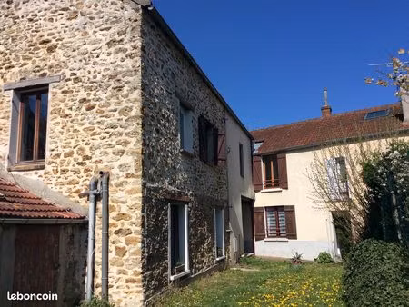 jolie duplex a louer dans le vieux village d epinay sous senart