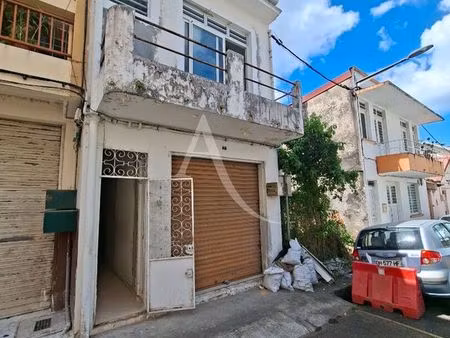 immeuble 4 pièces 61 m² fort de france