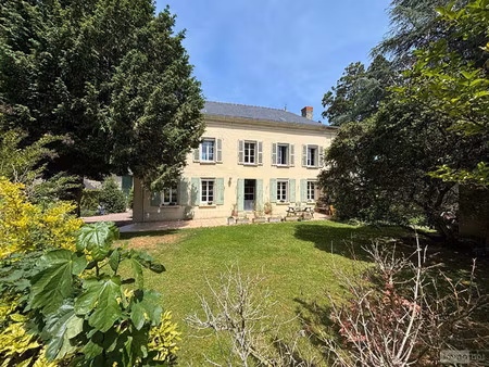maison de luxe à vendre doué-en-anjou