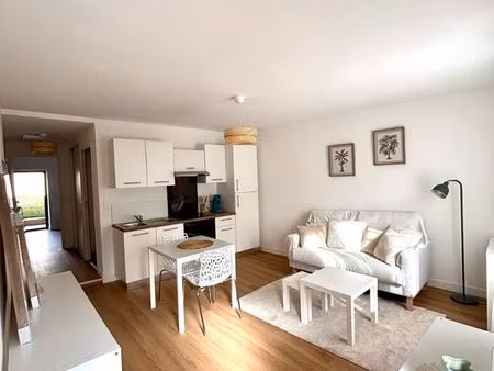 t2 meublé de 37m2 avec jardin de 70m2